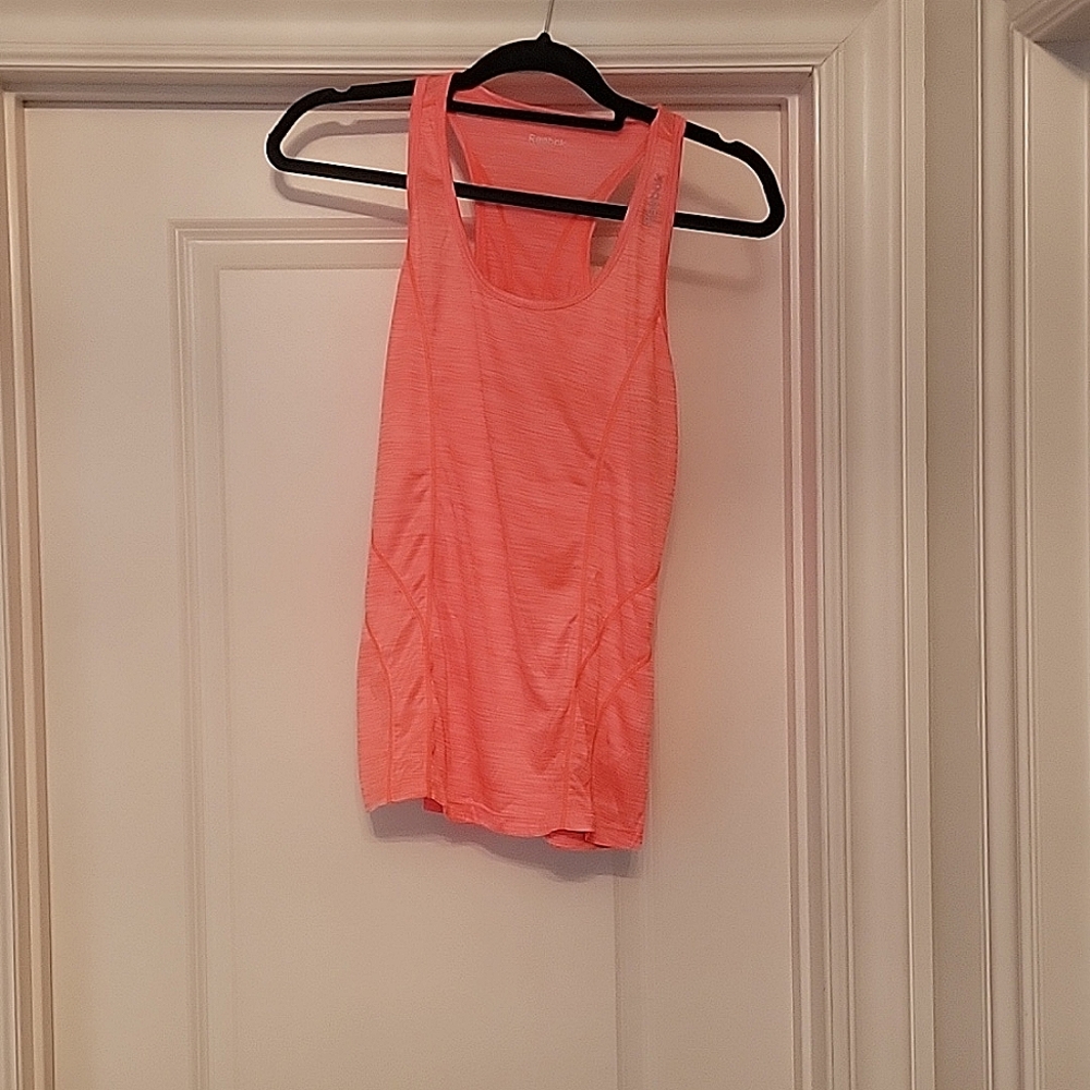 Women tank